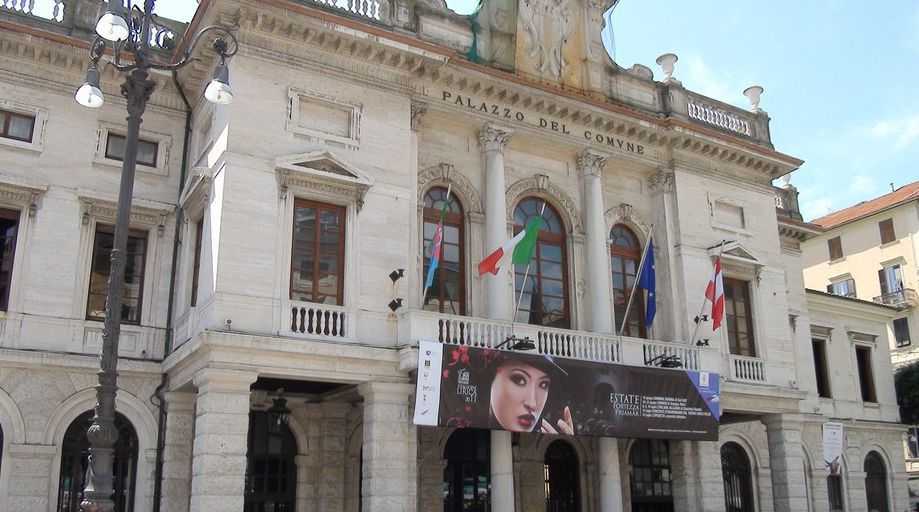 palazzo sisto savona