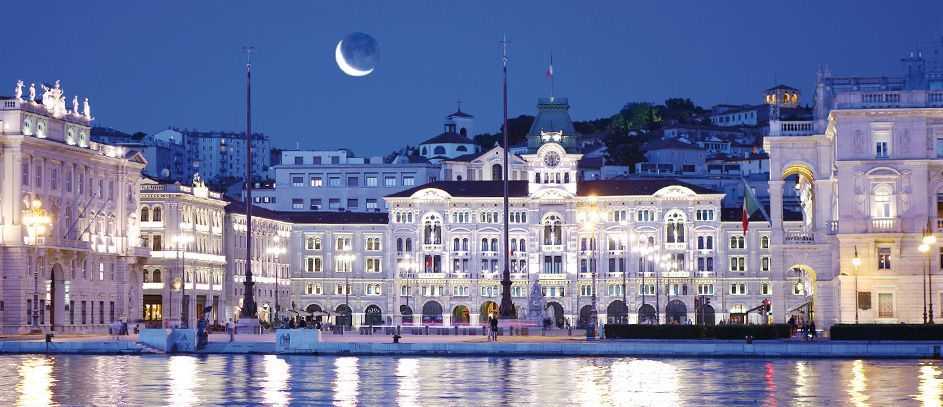 tesi di laurea trieste piazza unità d'italia