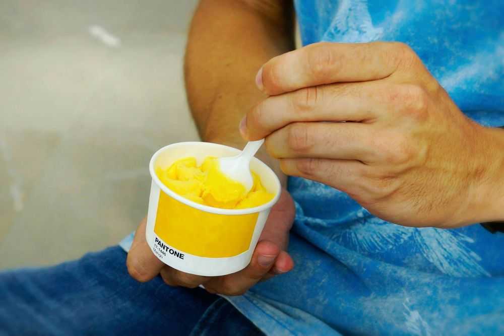 gelato pantonegiallo