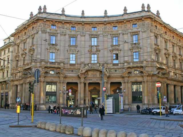 starbucks turati piazza cordusio