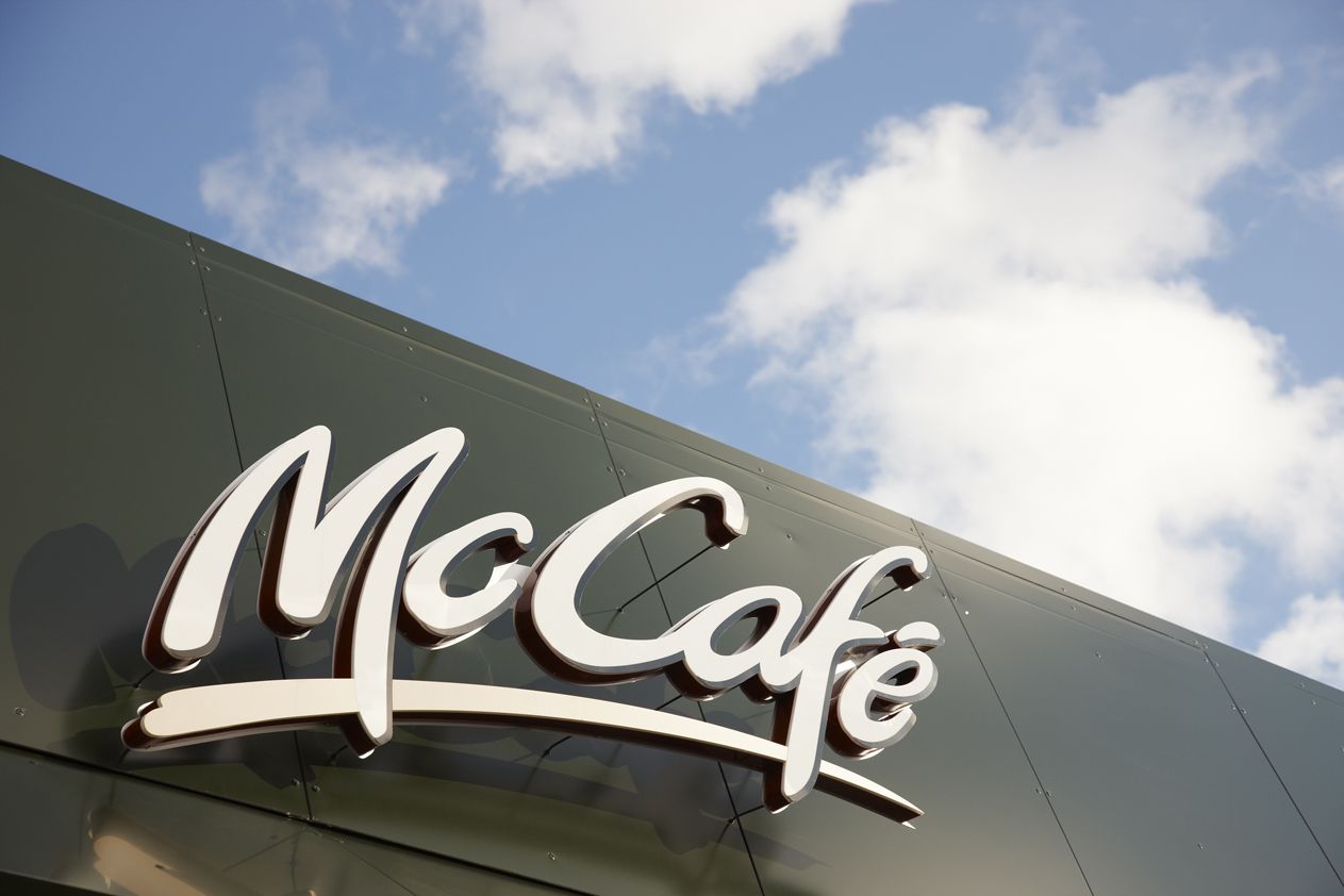 mccafe-insegna