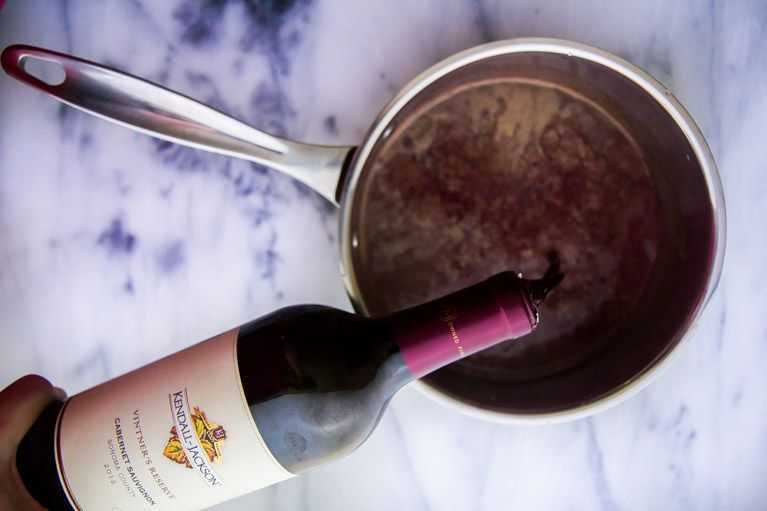 cioccolata calda al vino rosso