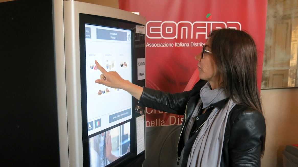 Una Smart Vending Machine