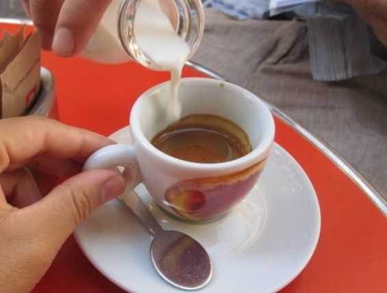 caffè macchiato