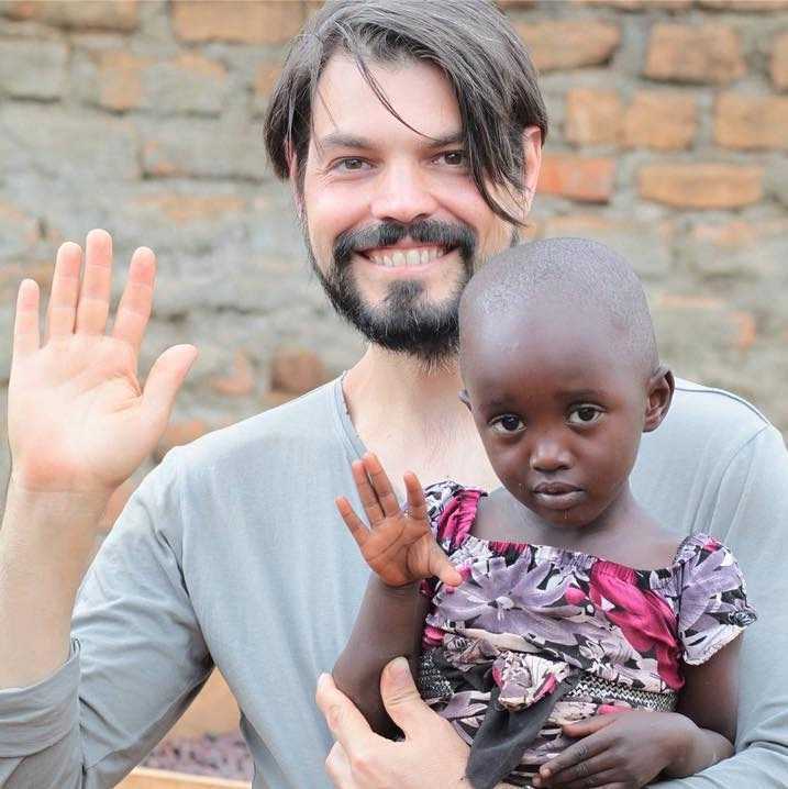 Rubens Gardelli in Uganda