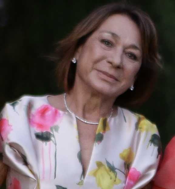 Laura Dini 64 anni