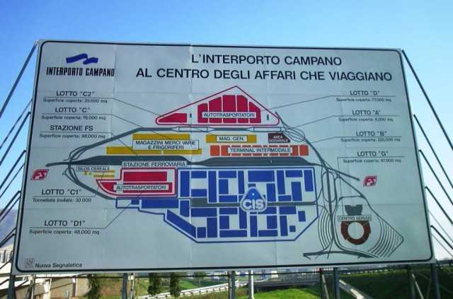 La mappa dell'Interporto campano con lo slogan Al centro degli affari che viaggiano