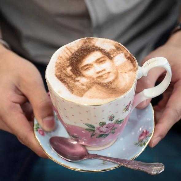 selfie cappuccino