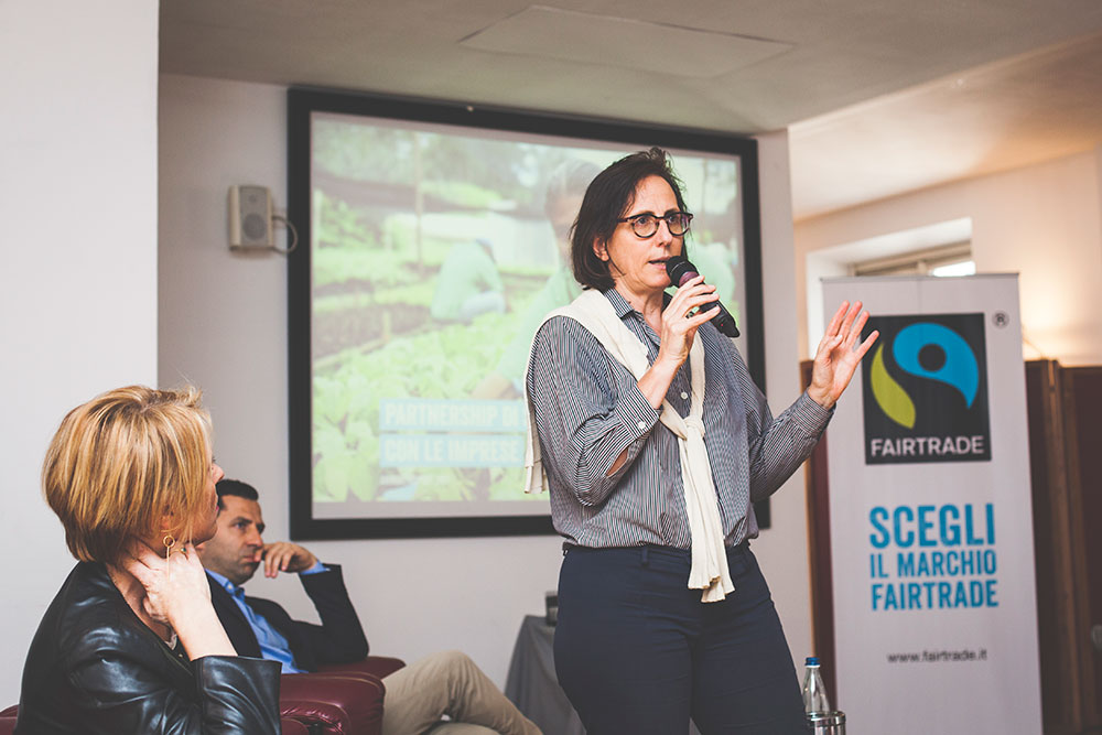 Chiara Magelli, Consumer Insights Commercial Leader Nielsen che ha portato all'assemblea i dati della ricerca Nielsen sulla riconoscibilità del marchio Fairtrade