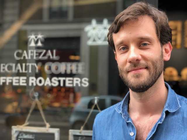 Cafezal Carlos Bitencourt cofondatore di Cafezal che si trova in Via Solferino 27 a Milano