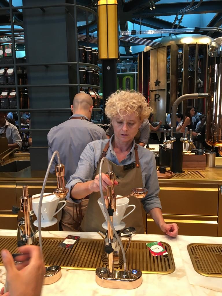 Milano Starbucks Reserve roastery