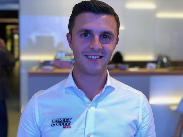 Il campione italiano caffetteria 2018 Davide Cavaglieri