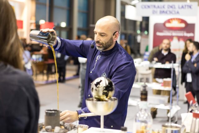 Fiumicino Poidomani Il campione italiano di Coffee In Good Spirits Marco Poidomani