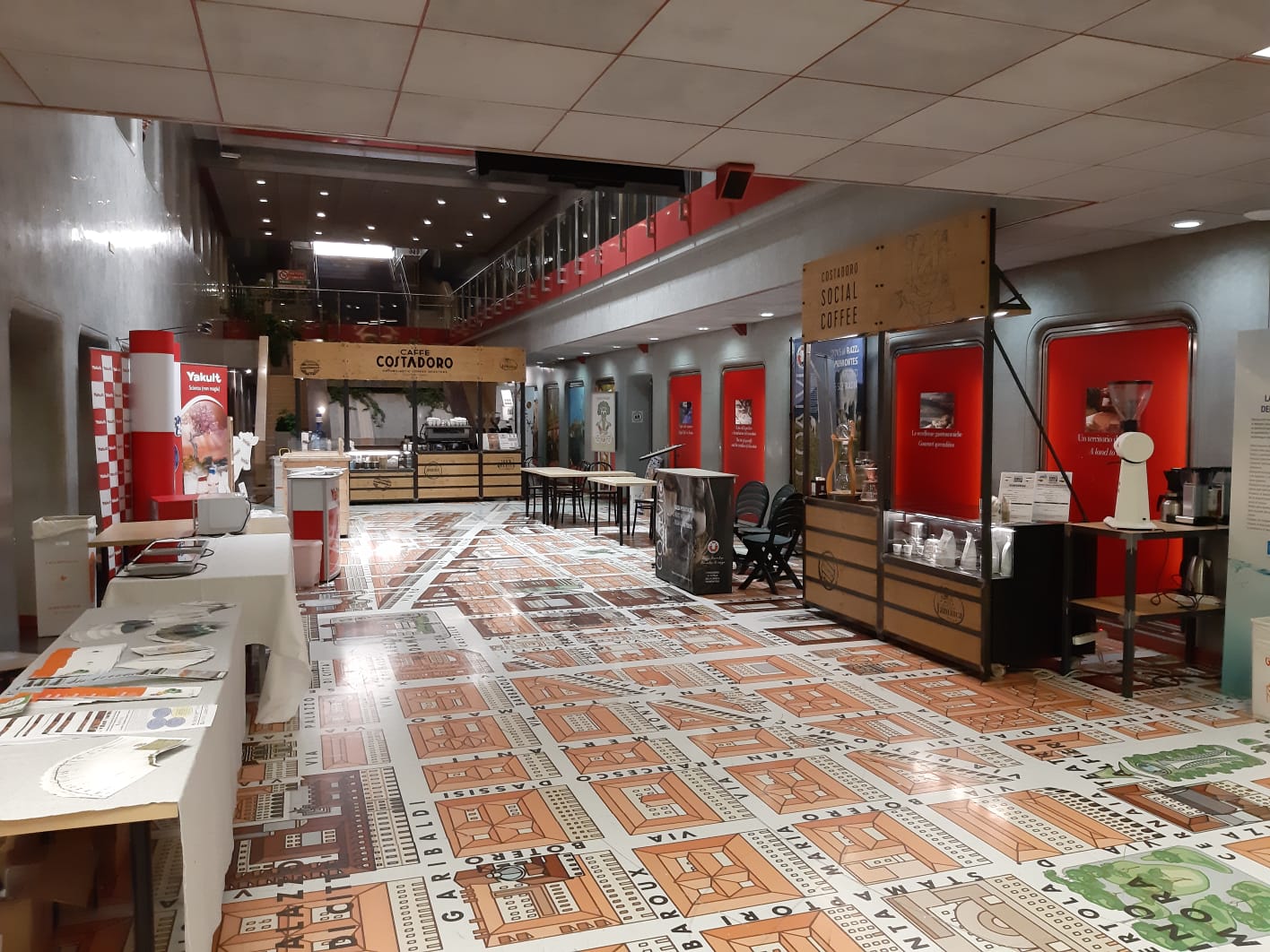 festival giornalismo L'allestimento nello stile del nuovo franchising “Social Coffee”