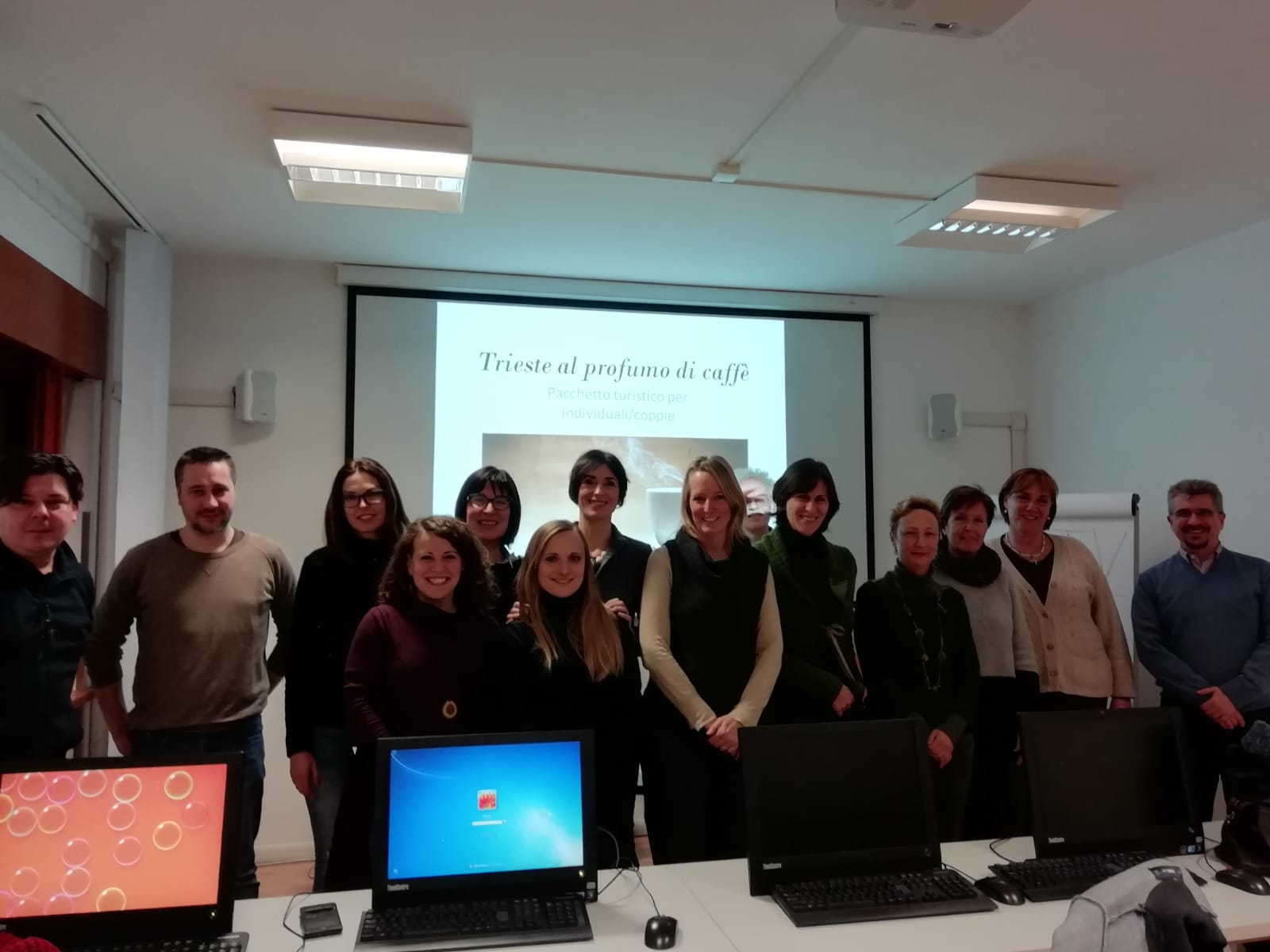 Foto di gruppo dei partecipanti al corso