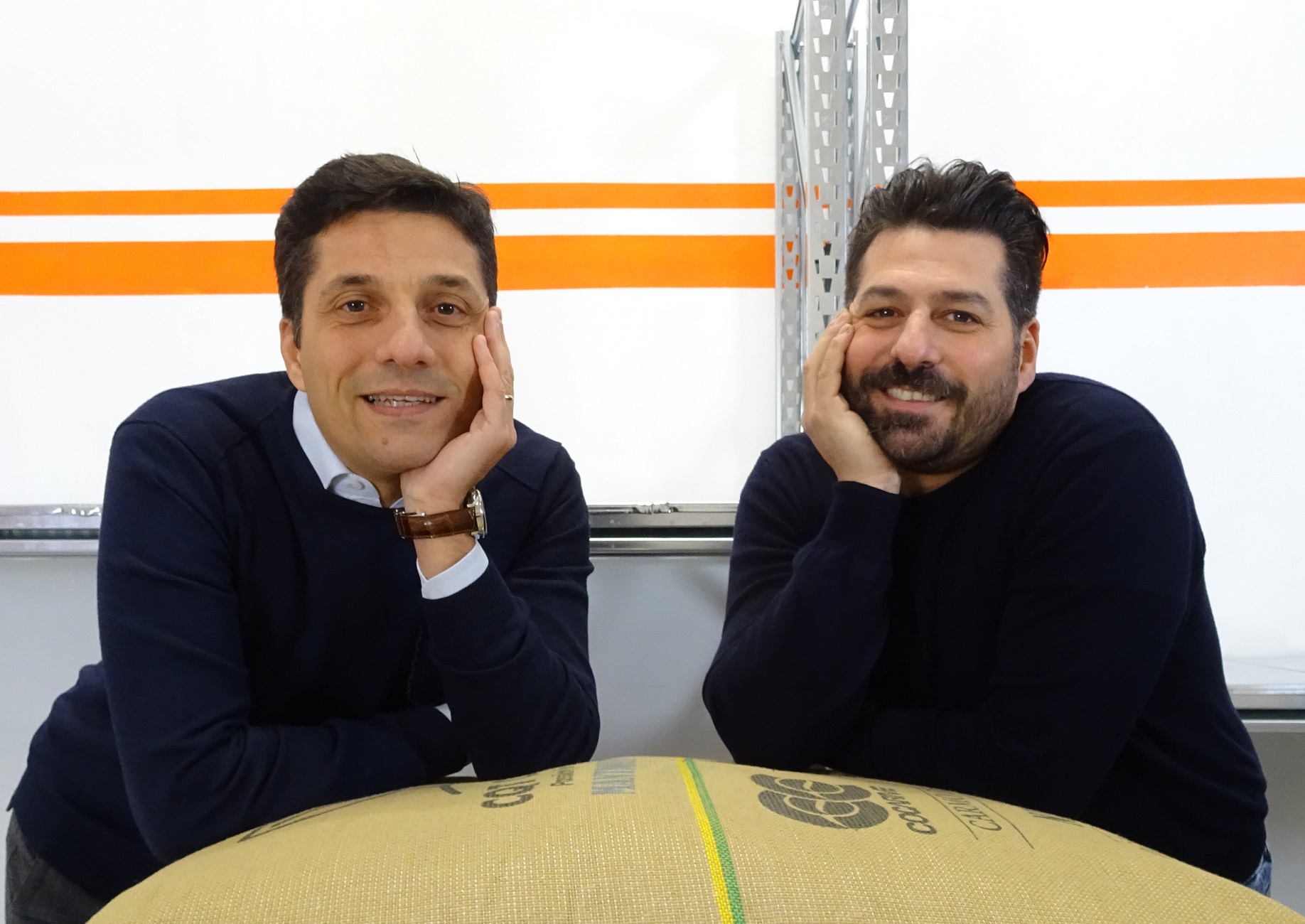 I fratelli Andrea e Davide Cobelli, fondatori della micro torrefazione Garage Coffee Bros.
