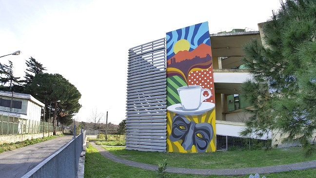Napoli Il murales ‘Il Profumo della mia città’ dell'artista Umberto “Koso” Lodigiani