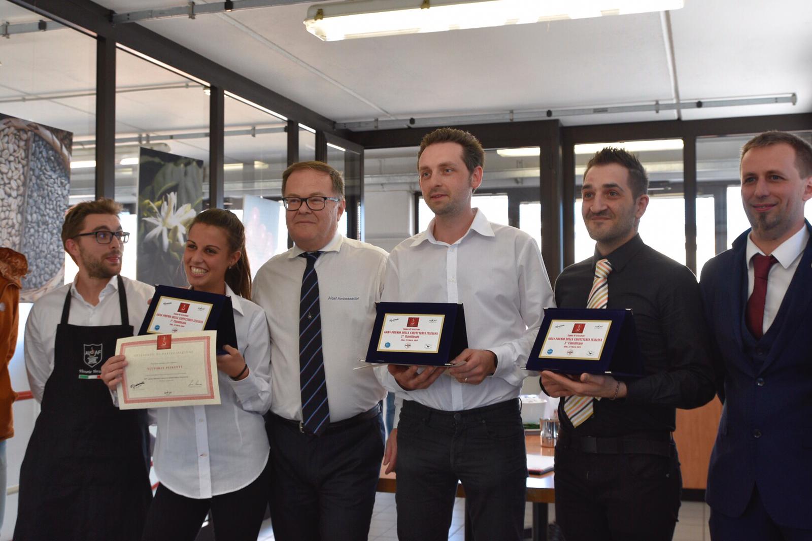 Vittoria Peiretti Piemonte Foto di gruppo con i tre semifinalisti