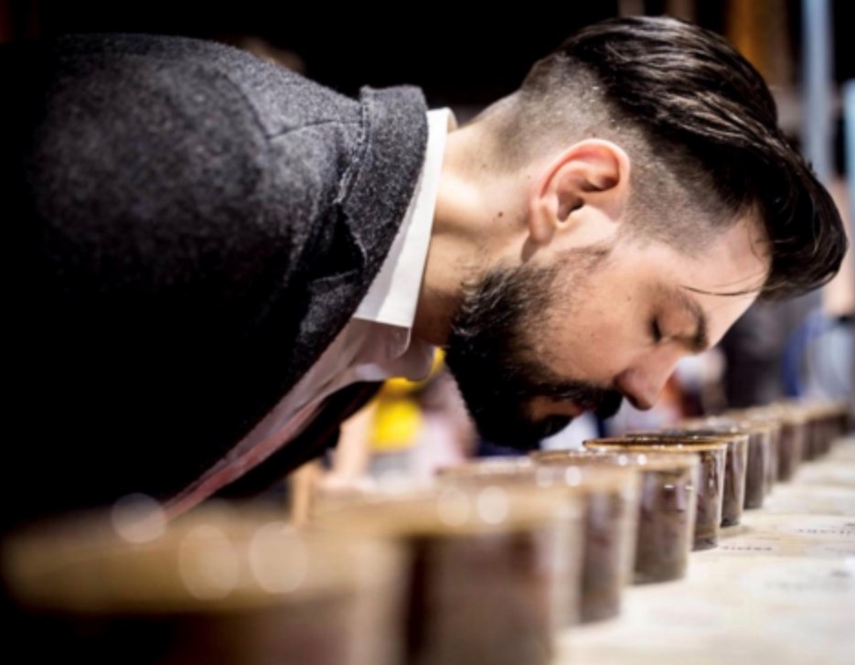 roast master amsterdam Rubens Gardelli, Campione Mondiale Roasting 2018, era nella giuria della gara