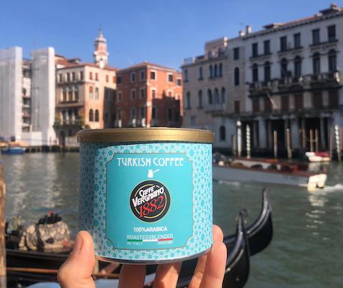 Caffè turca Venezia Vergnano La confezione della miscela creata da Vergnano per il caffè alla turca