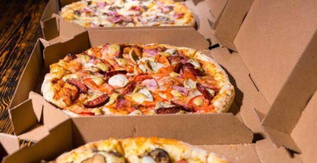 Cartone pizza carlsberg