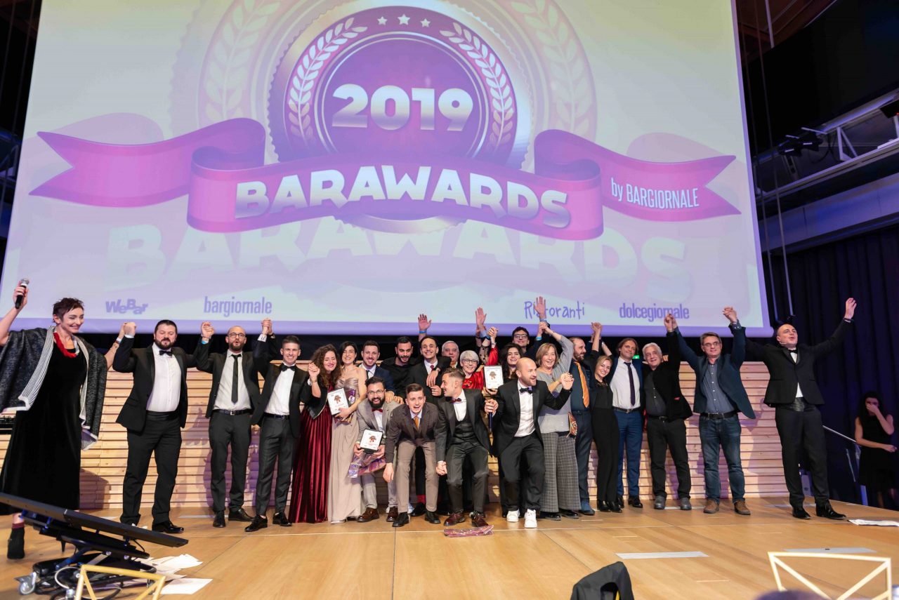 migliori BarAwards 2019 i migliori festeggiano Sanapo per i 40 anni