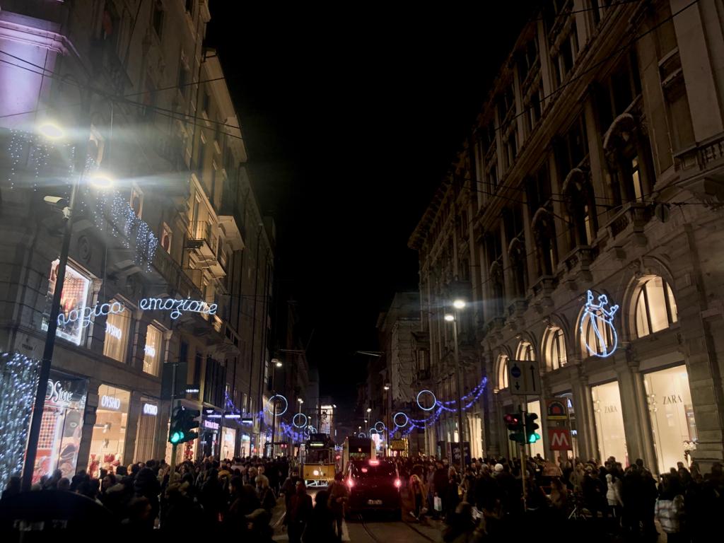 Luminarie 2019-2020 in Via Torino a Milano