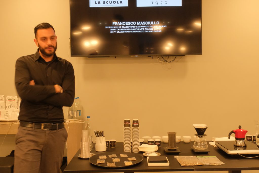 Francesco masciullo durante la lezione alla Scuola de La Cucina Italiana