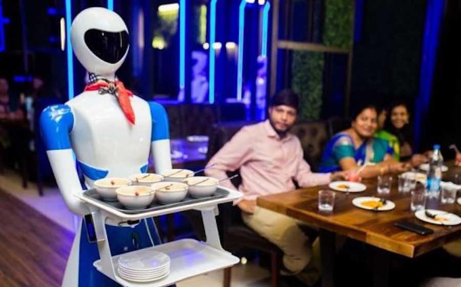 intelligenza artificiale robot shaker