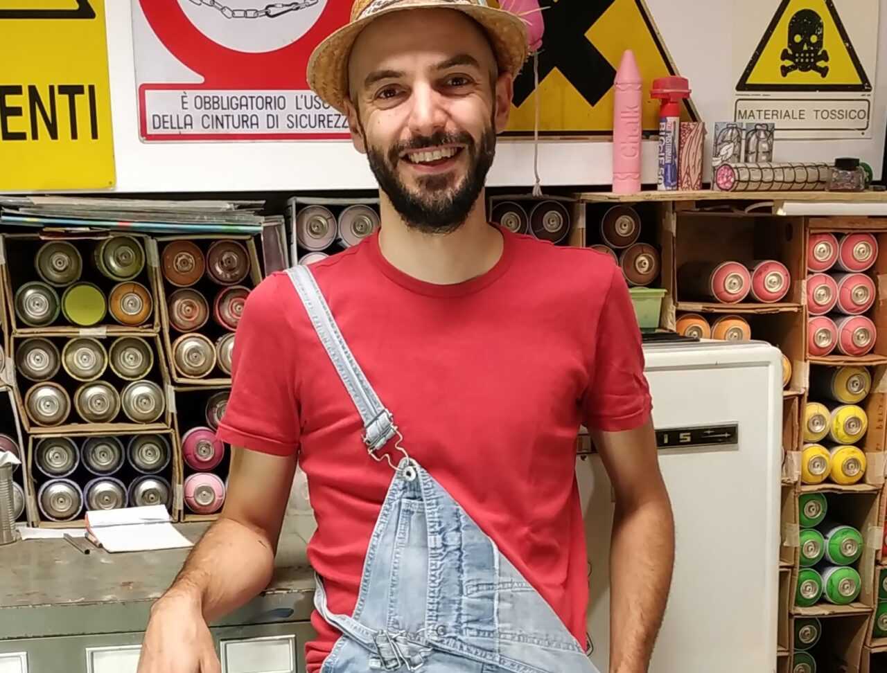Pier Paolo Spinazzè: la street art anti odio a Napoli con Caffè Borbone