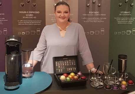 Nespresso Vertuo, con il caffé che diventa super automatico, taglia via le capsule  compatibili - Comunicaffè