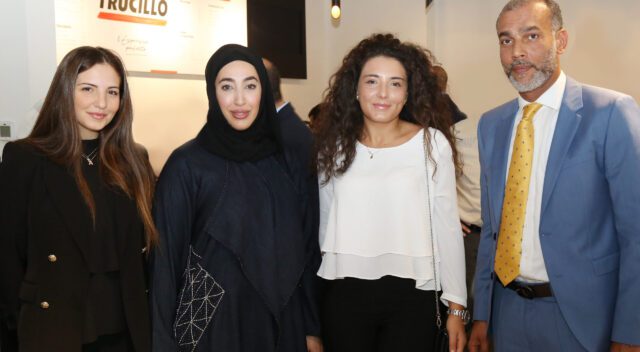 Antonia Trucillo, Muzna Al Otaiba, Andrea Trucillo e Younis Al Bishari, general manager MHAO dubai caffè trucillo