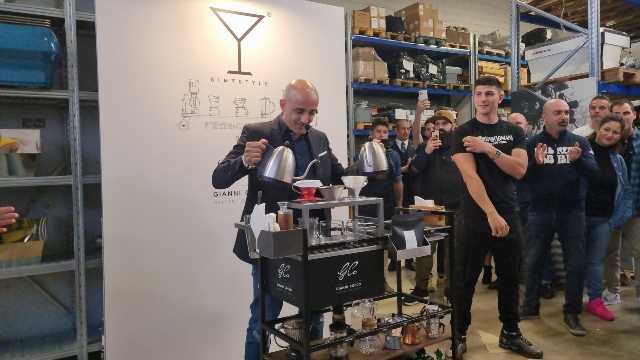 Gianni Cocco insieme al Brewing Cart