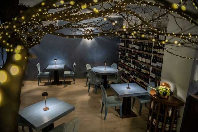 ferragosto dining room