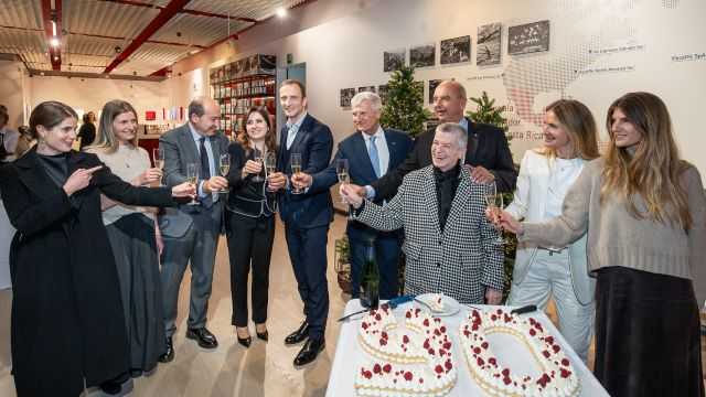 L'immagine dei 90 anni di illycaffè (foto concessa)