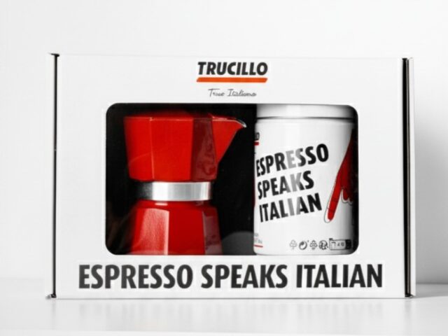 ESPRESSO SPEAKS ITALIAN GIFT BOX MOKA di Caffè Trucillo (immagine concessa) Caffè Trucillo