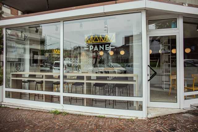 L'esterno del locale (foto concessa) MAMM