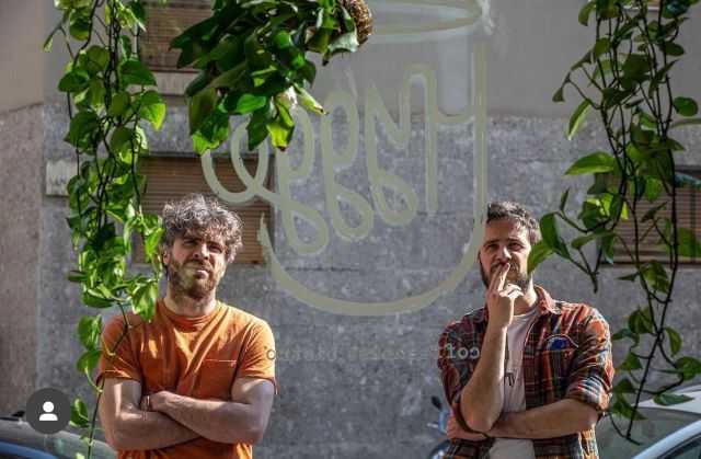 Matteo e Donato di fronte a Hygge (foto concessa)