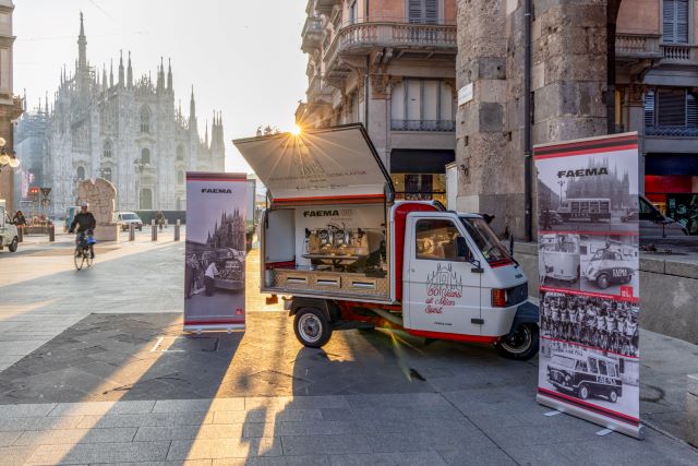 80 anni di Faema dietro Piazza Duomo (foto concessa)