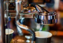 Macchine in comodato: i costi di manutenzione sempre deducibili dal proprietario, dice la Suprema Corte di Cassazione caffè